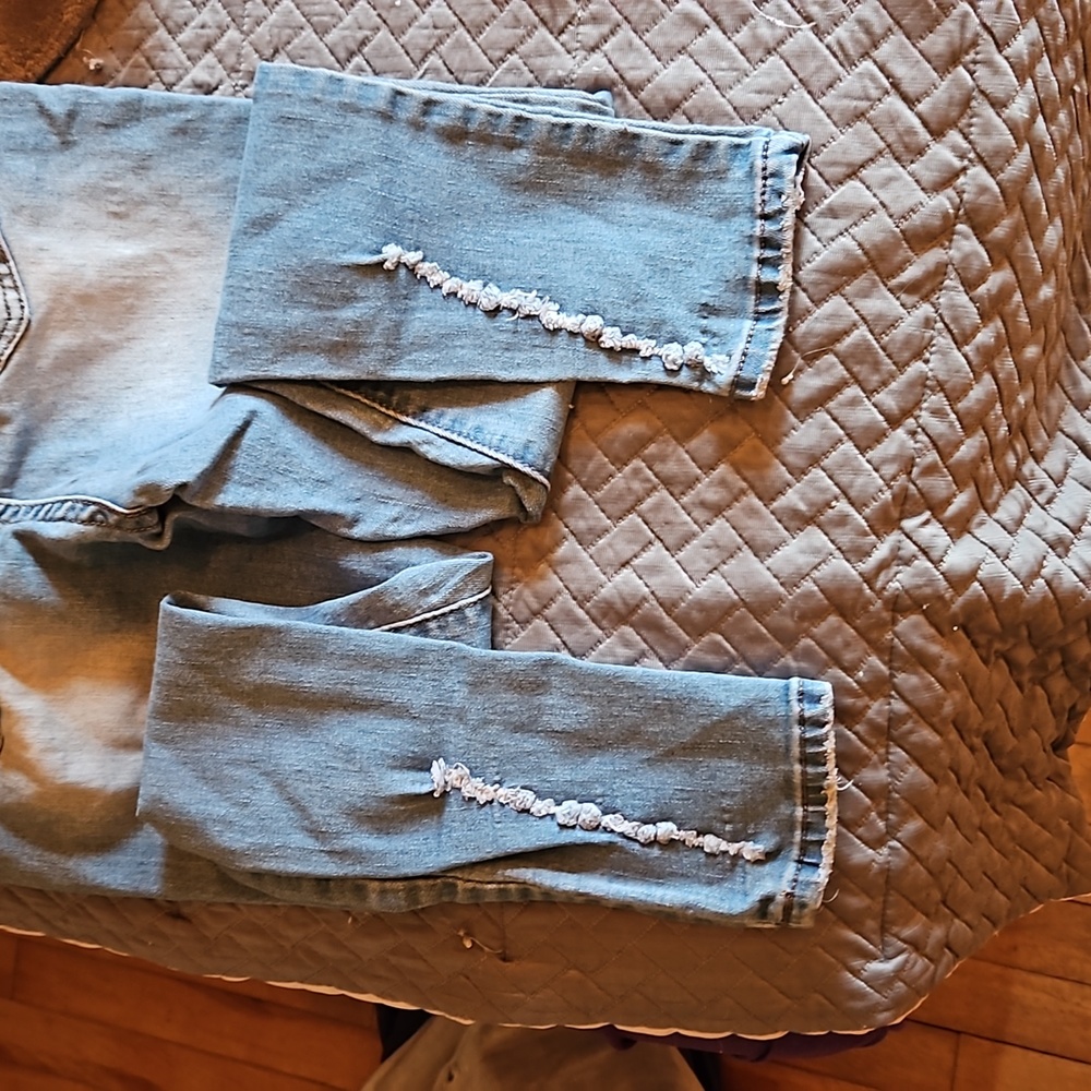 Pants - Picture 4 of 6